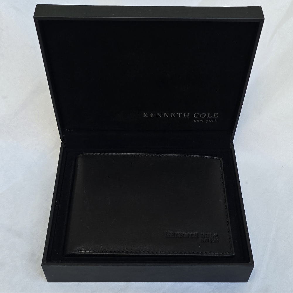 Kenneth Cole New York Black Leather Bifold Wallet With Case